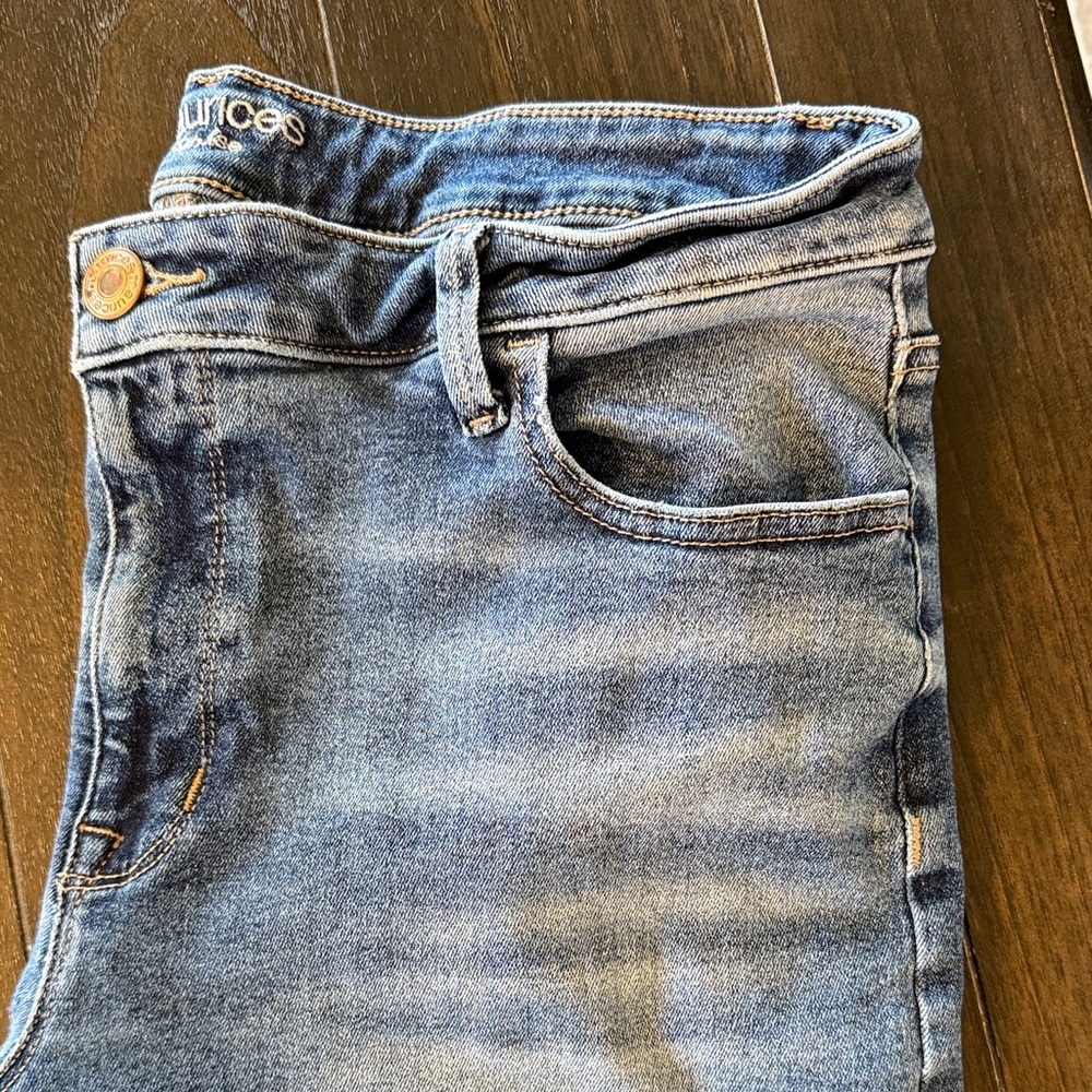 Maurices Light Blue Women Jeans